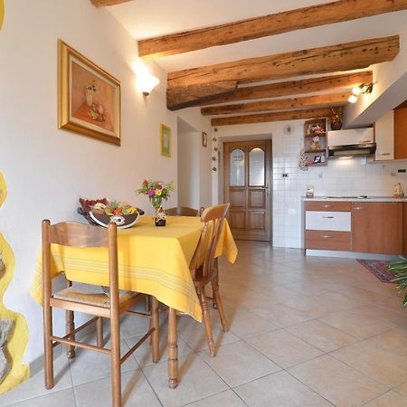 Bella Vista Apartments Motovun Szoba fotó