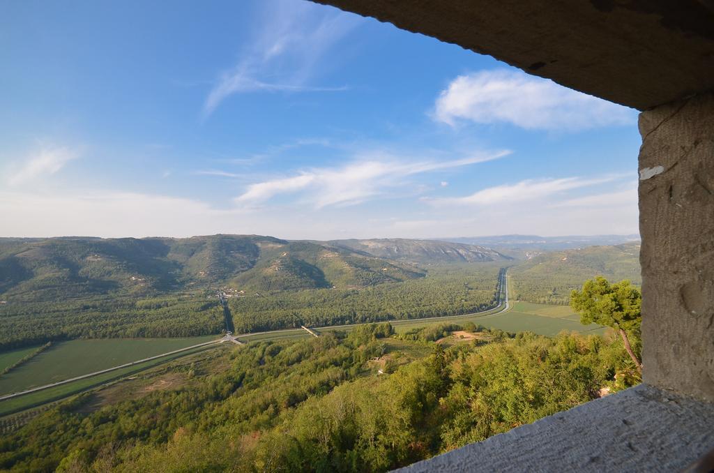 Bella Vista Apartments Motovun Szoba fotó