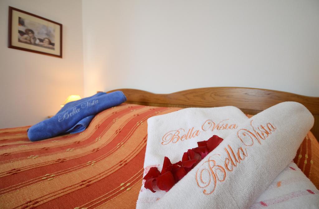 Bella Vista Apartments Motovun Szoba fotó