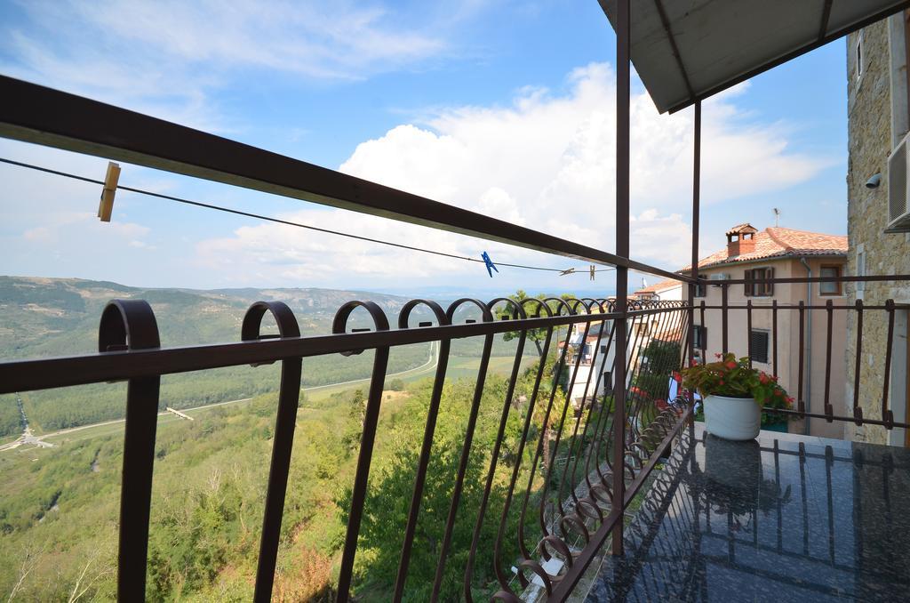 Bella Vista Apartments Motovun Szoba fotó