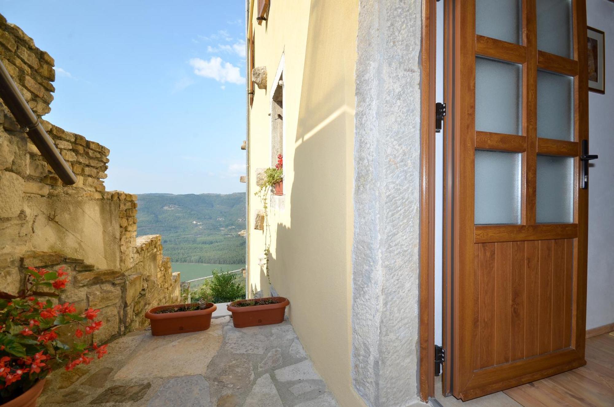 Bella Vista Apartments Motovun Szoba fotó