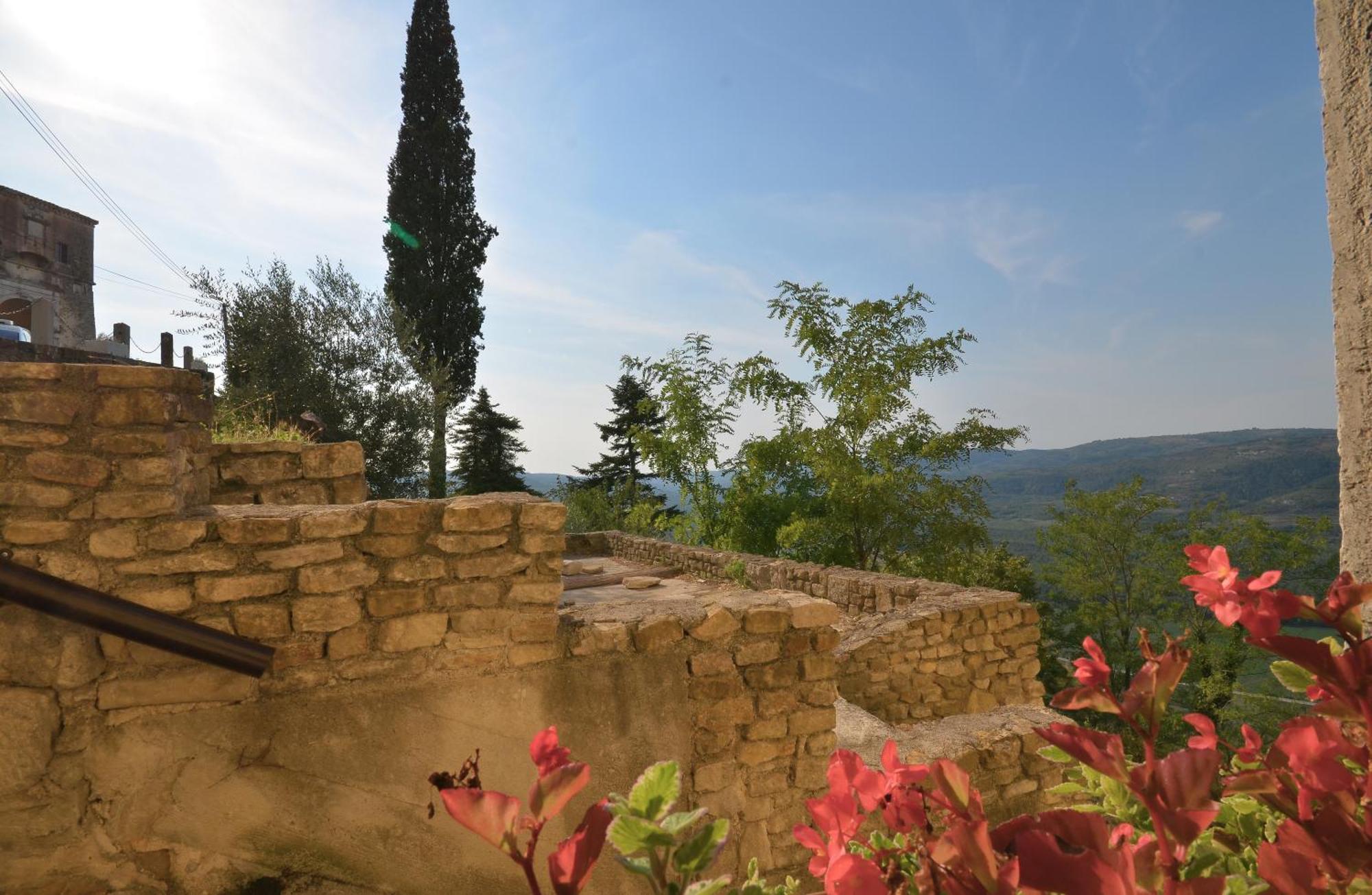Bella Vista Apartments Motovun Szoba fotó