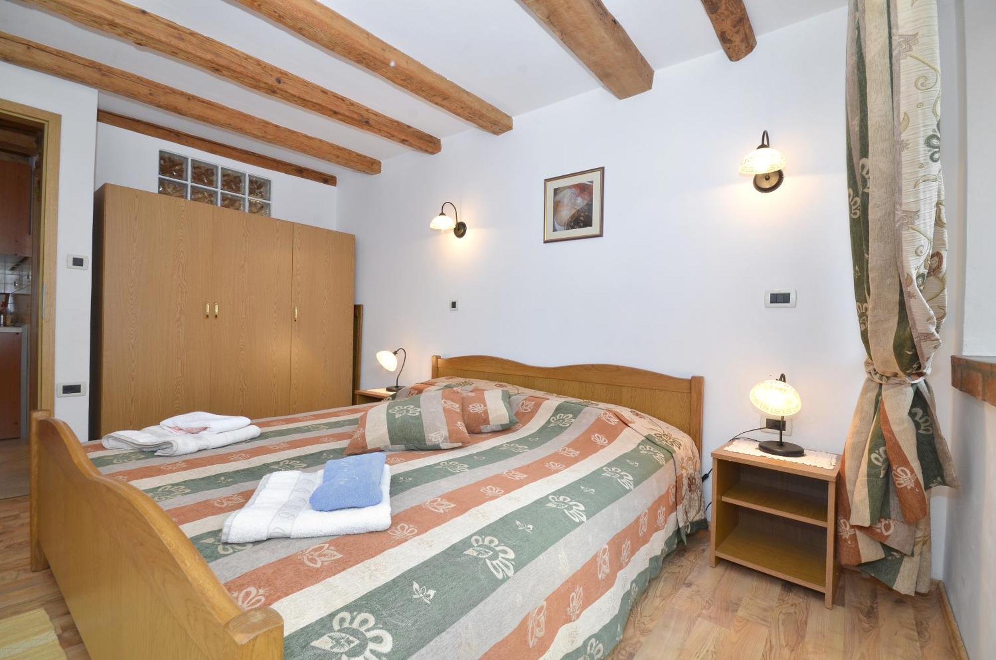 Bella Vista Apartments Motovun Szoba fotó