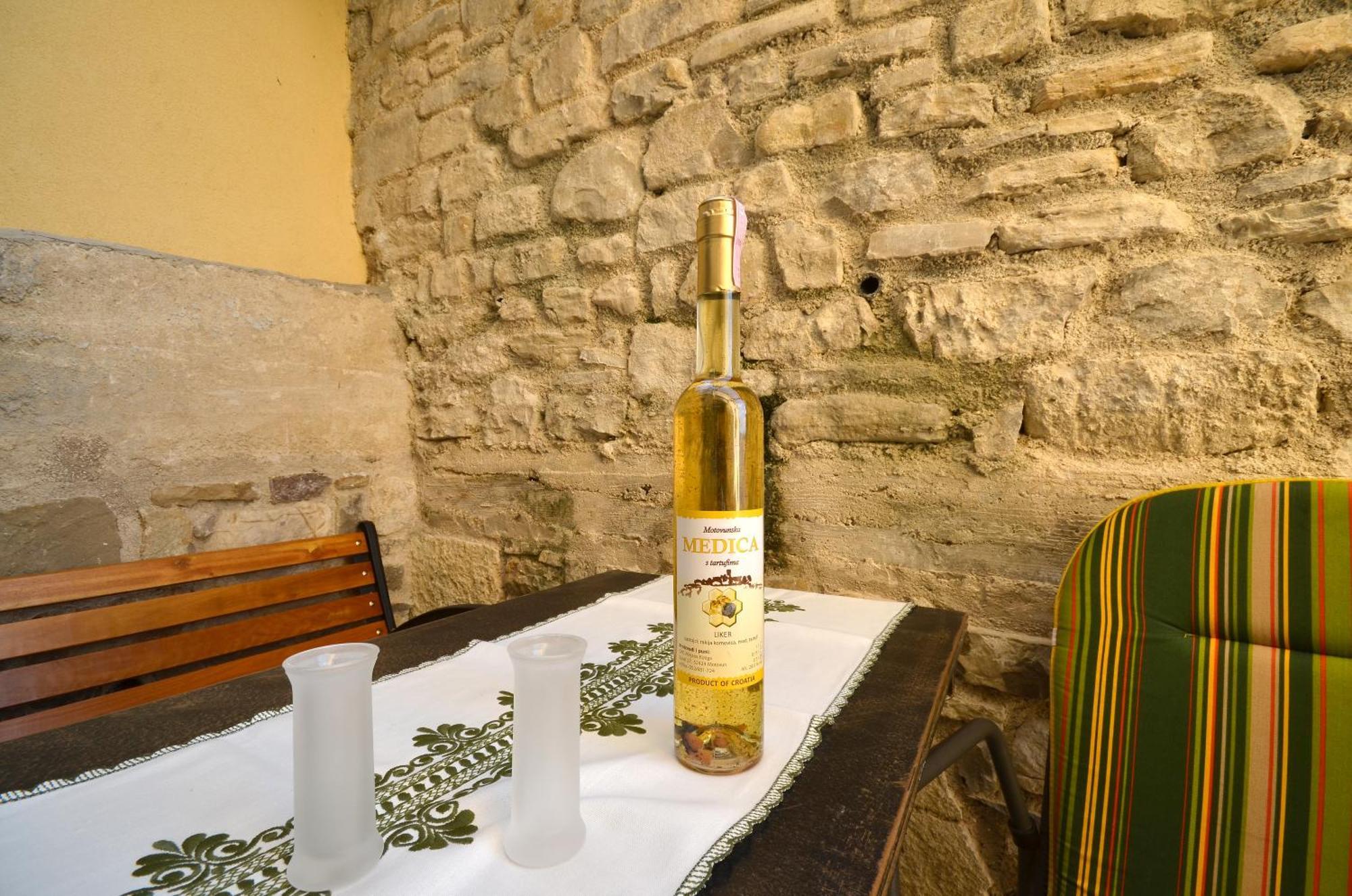 Bella Vista Apartments Motovun Szoba fotó